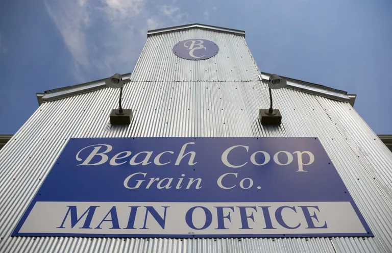 Arthur Companies acquires Beach Cooperative Grain Company, expanding into western North Dakota