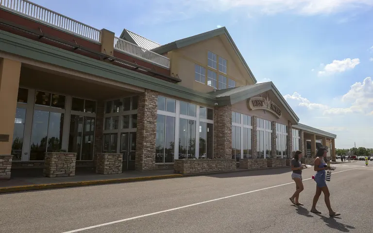 The North Face to open at West Acres in former Eddie Bauer storefront in late fall 2026