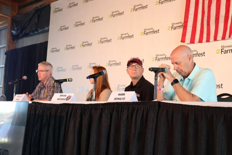 Farmfest economists: record crop yields bearish on corn, soybean prices; fertilizer costs seen rising