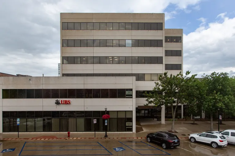 Fargo City Commission to decide $804,078.04 tax incentive for Dakota Center redevelopment at 51 Broadway N.