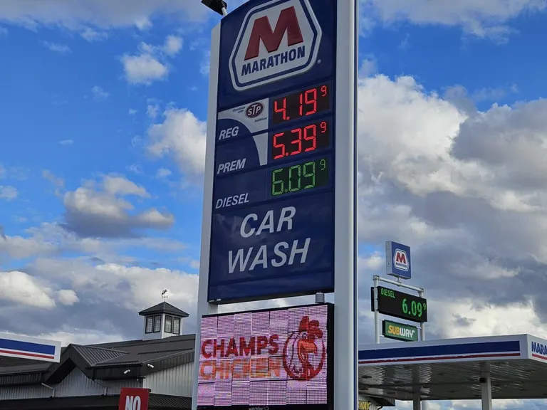Record diesel at $6.31/gal hits North Dakota farmers as fall harvest nears