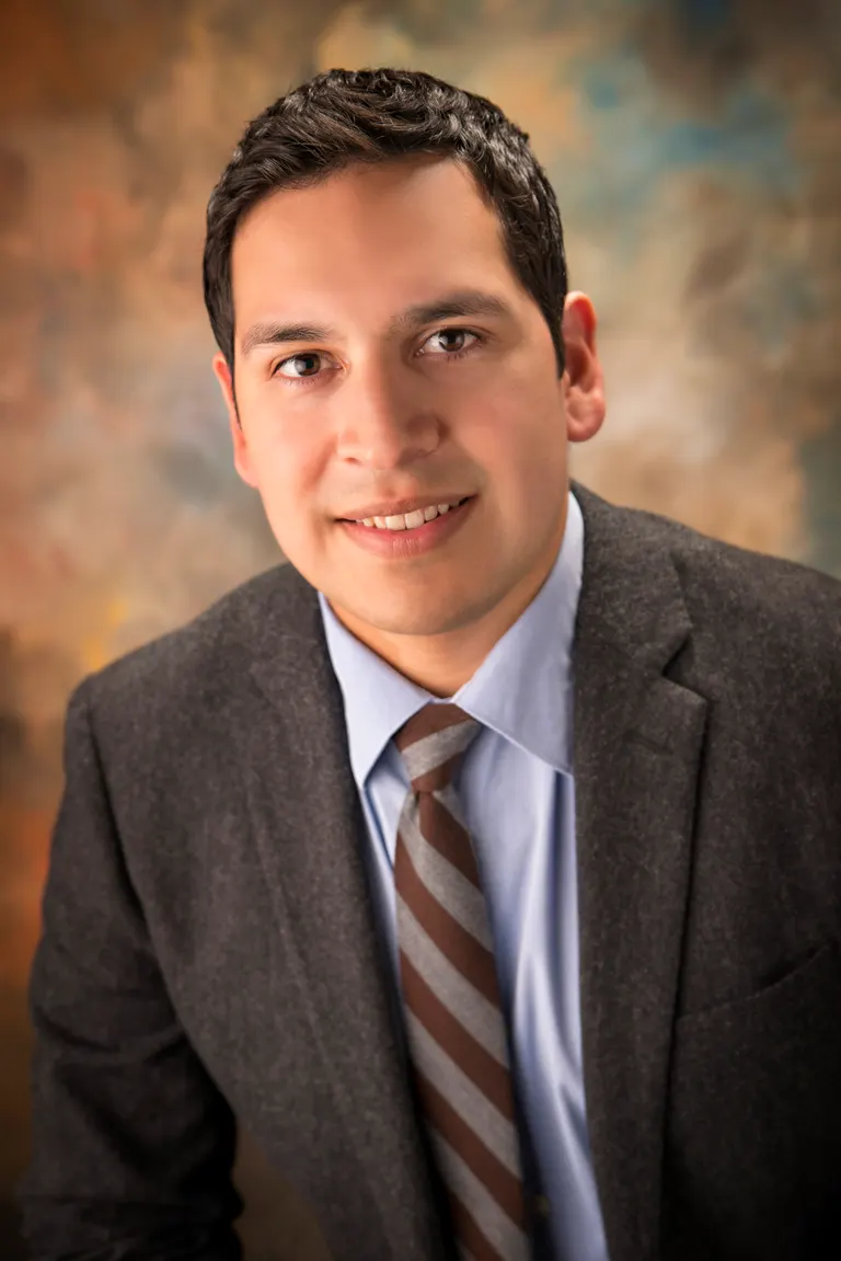 Dr. Preston Gomez, DDS.