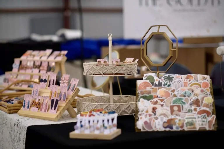 Junkin’ Market Days Brings Music, Food & Unique Finds to Fargo